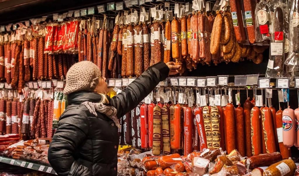 Стоимость колбасных изделий и сосисок увеличится на 7–10%